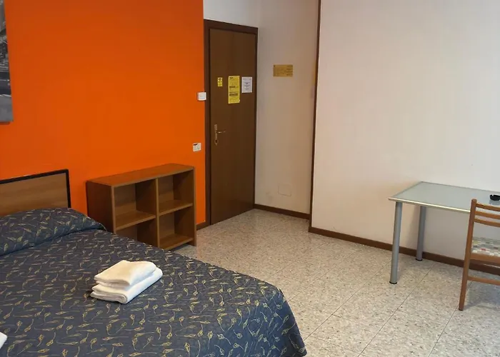 Hotel Benacus